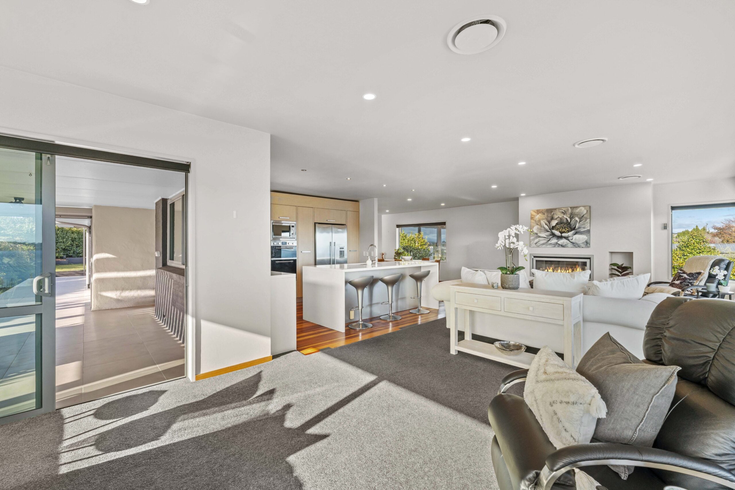 174 Lake Tce Hilltop (14a)