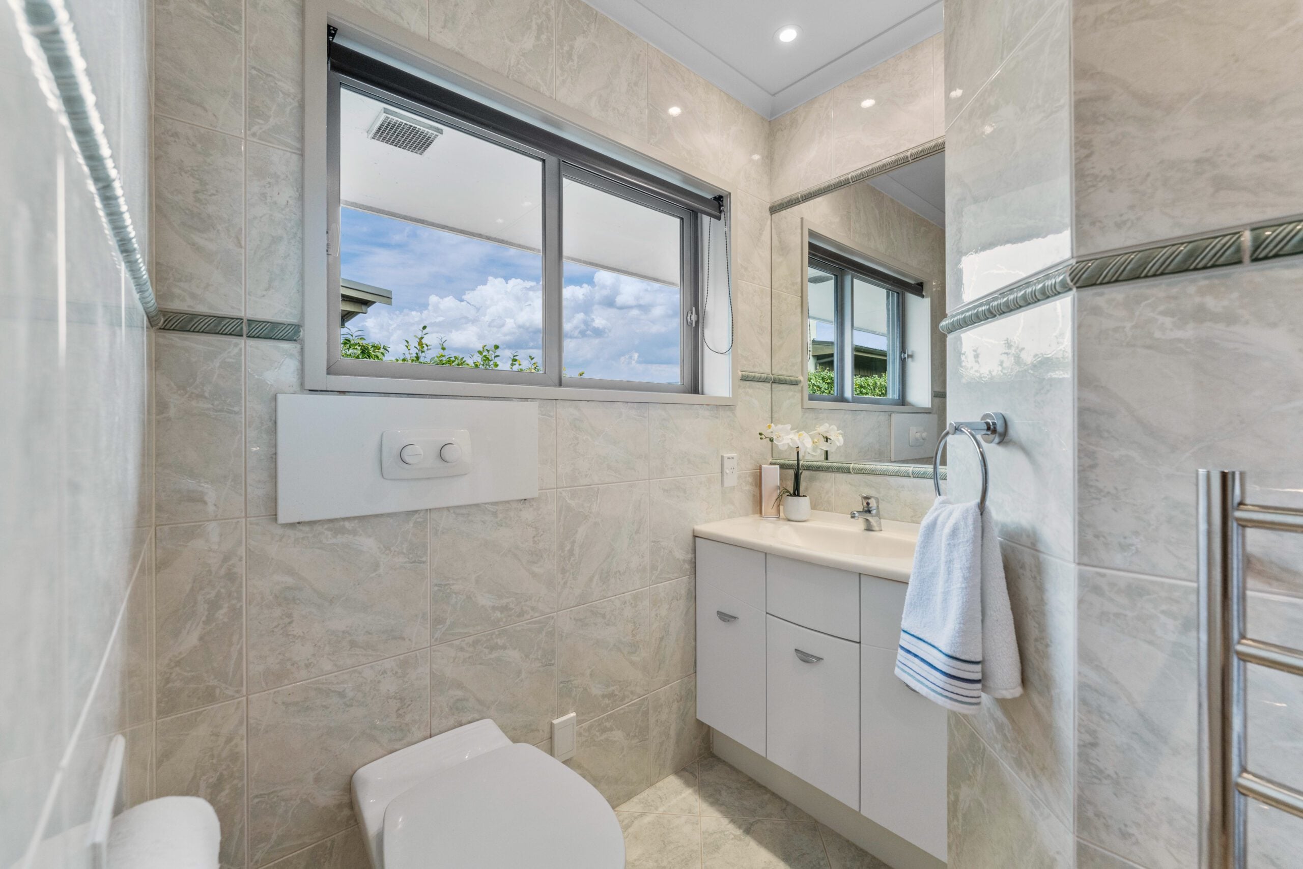 179 Lake Terrace Hilltop (23)