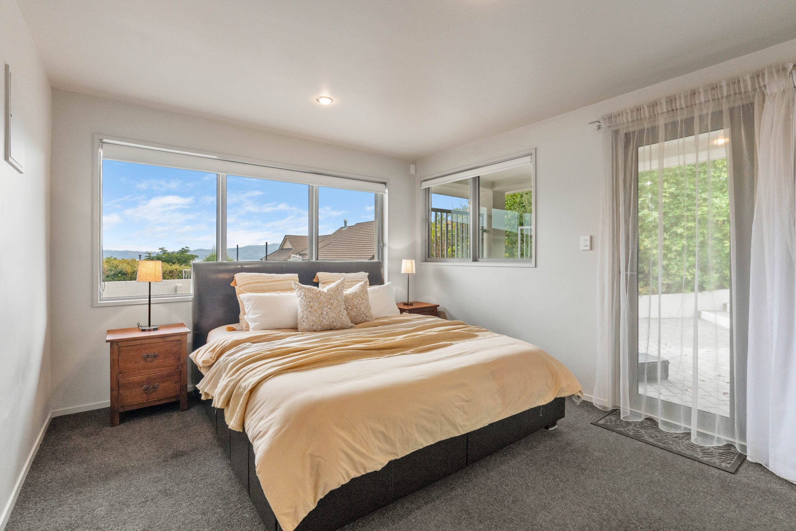 179 Lake Terrace Hilltop (26a)