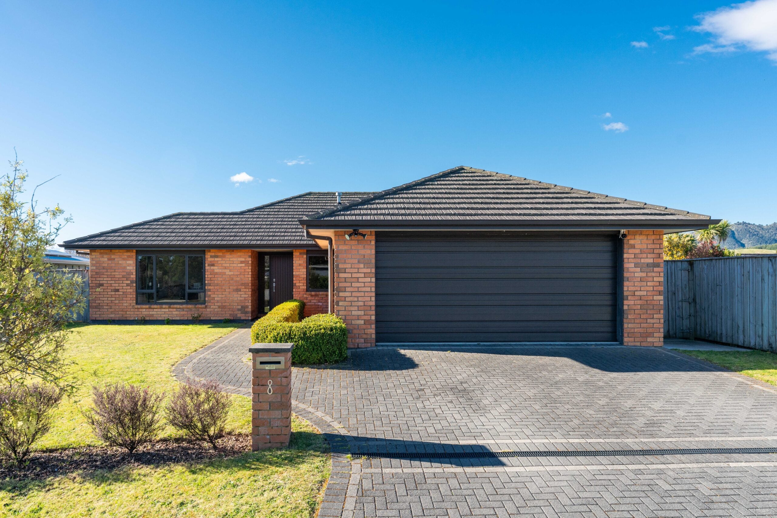 8 Brompton Cl Richmond Heights (1)