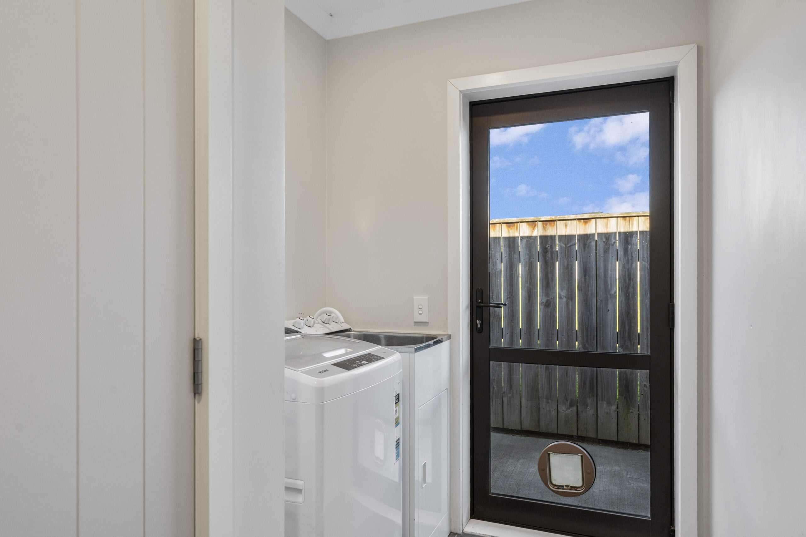 8 Brompton Cl Richmond Heights (11)
